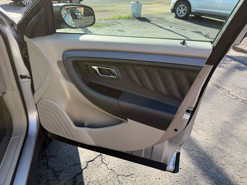 Used 2011 Ford Taurus SE FWD image 26