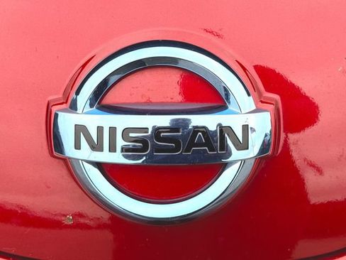 Used 2015 Nissan Leaf FWD image 31