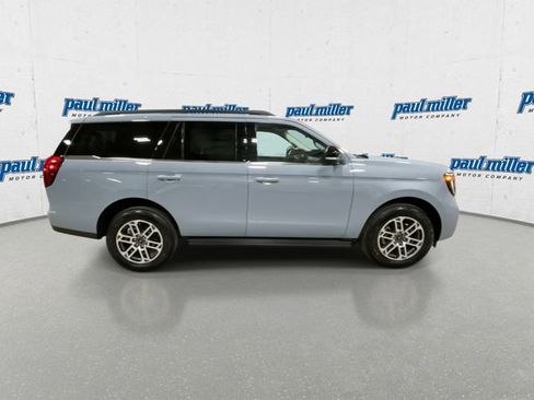 New 2026 Ford Expedition Active AWD/4WD image 12