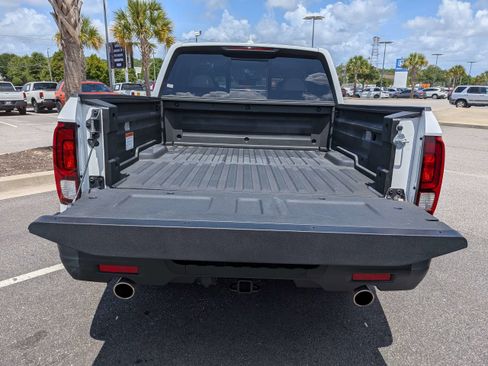 Certified 2025 Honda Ridgeline RTL image 14
