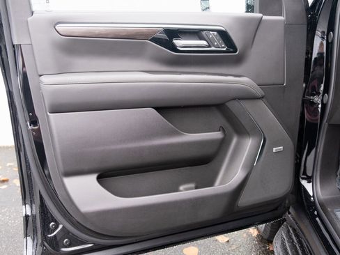 New 2026 Chevrolet Tahoe Premier w/ Sun And Tow Package image 13