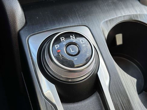 Used 2022 Ford Escape SE w/ SE Sport Appearance Package image 27