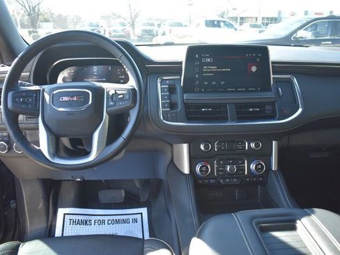Used 2023 GMC Yukon SLT w/ LPO, Floor Liner Package image 19