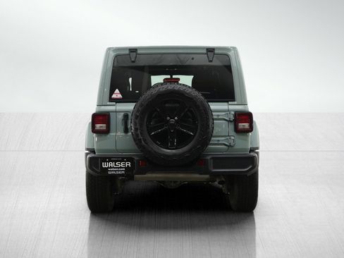 Used 2023 Jeep Wrangler Unlimited Sahara AWD/4WD image 4