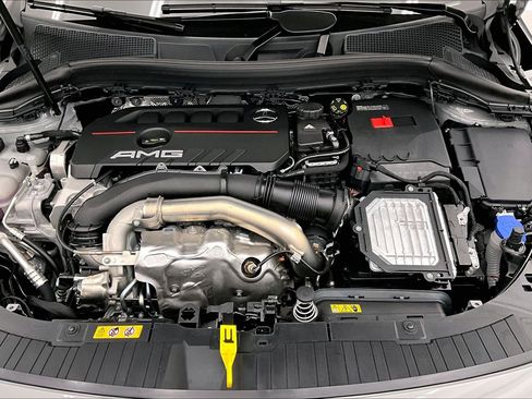 New 2026 Mercedes-Benz GLA 35 AMG 4MATIC image 9