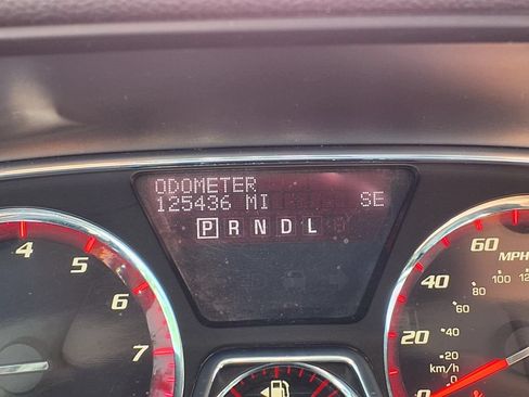 Used 2015 GMC Acadia SLT w/ Premium Edition AWD/4WD image 16