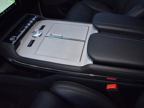 New 2025 Lincoln Navigator Reserve w/ Jet Appearance Package image 34