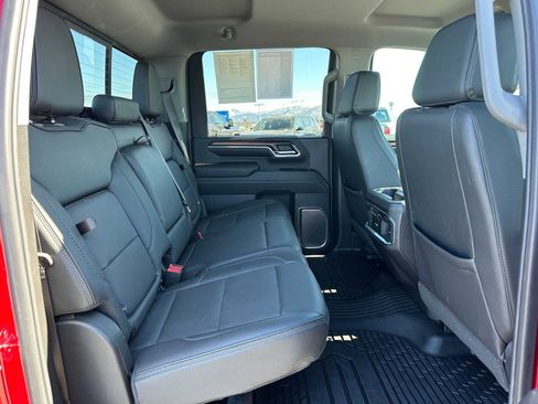 Certified 2024 GMC Sierra 2500 Denali AWD/4WD image 12