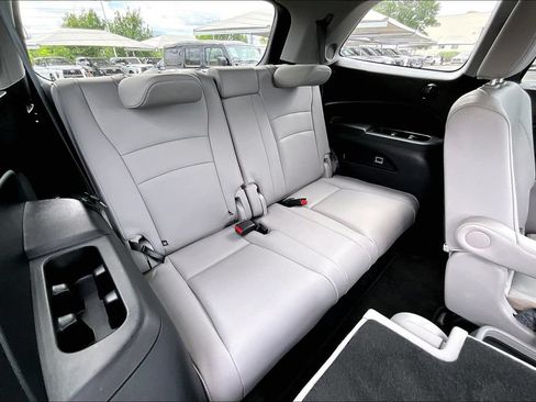 Used 2020 Honda Pilot Elite image 39