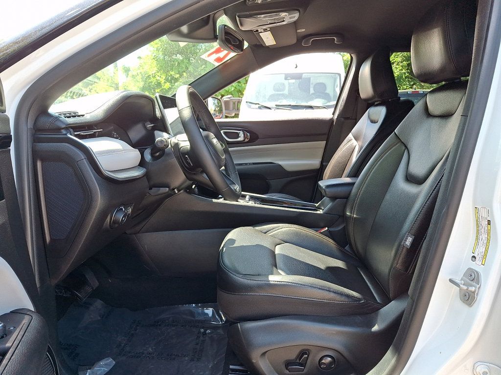 Used 2024 Jeep Compass Limited AWD/4WD image 21