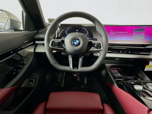 New 2026 BMW 530i xDrive w/ M Sport Package image 11