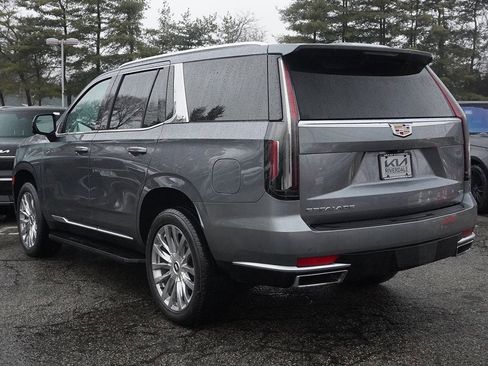 Used 2022 Cadillac Escalade Premium Luxury image 14