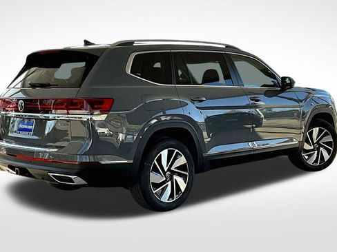 New 2025 Volkswagen Atlas SEL image 10
