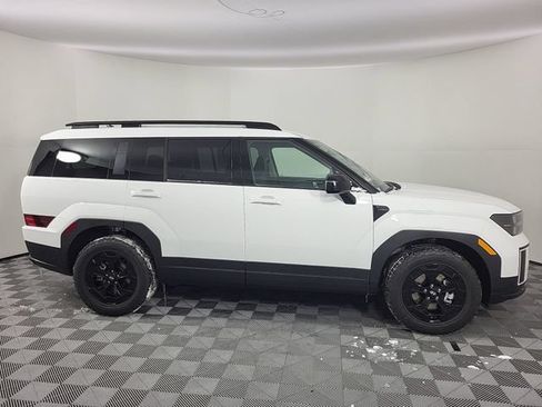 Certified 2025 Hyundai Santa Fe XRT AWD/4WD image 9