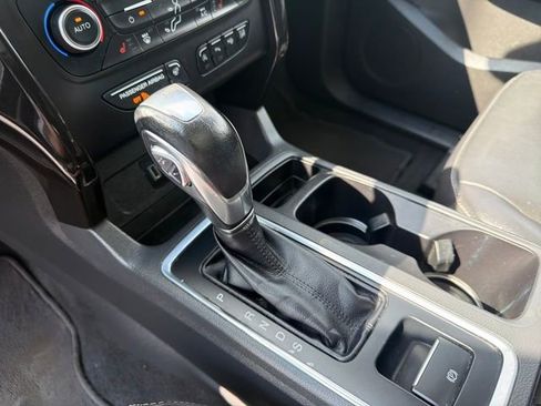 Used 2018 Ford Escape Titanium w/ Ford Safe & Smart Package image 29