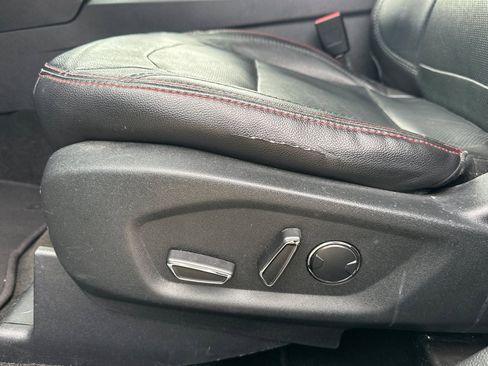 Used 2017 Ford Explorer Sport image 13