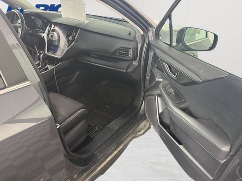 Used 2023 Subaru Outback Premium AWD/4WD image 33