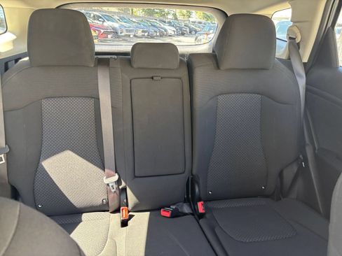 Used 2025 Kia Sportage LX AWD/4WD image 38