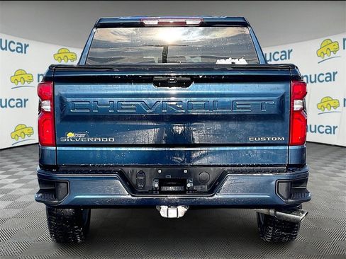 Used 2019 Chevrolet Silverado 1500 Custom w/ Custom Value Package image 5