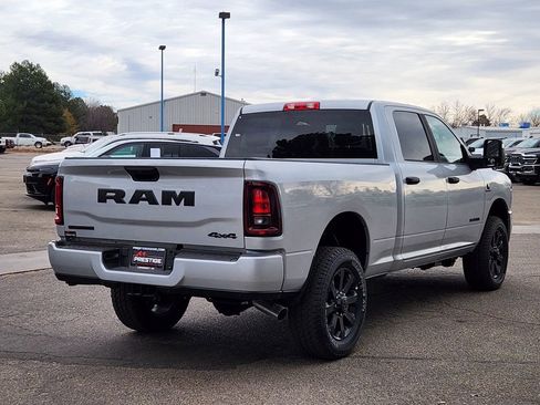New 2026 RAM 2500 Big Horn AWD/4WD image 3
