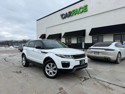 Used 2018 Land Rover Range Rover Evoque image 1