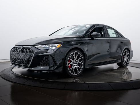 New 2026 Audi RS 3 QUATTRO image 6