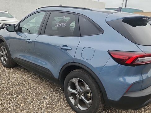 Used 2025 Ford Escape ST-Line Select AWD/4WD image 4