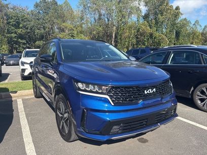 Used 2022 Kia Sorento EX w/ Panoramic Sunroof Package
