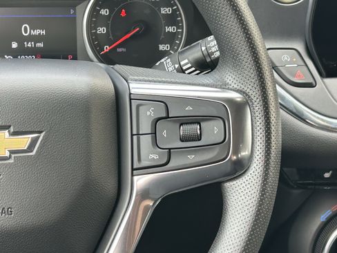 Used 2025 Chevrolet Blazer LT FWD image 20