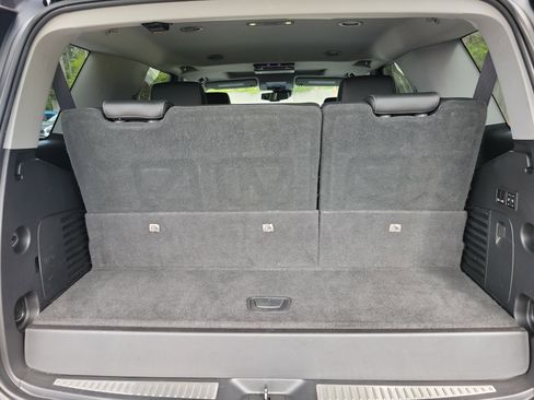 Used 2018 Chevrolet Tahoe LT image 14