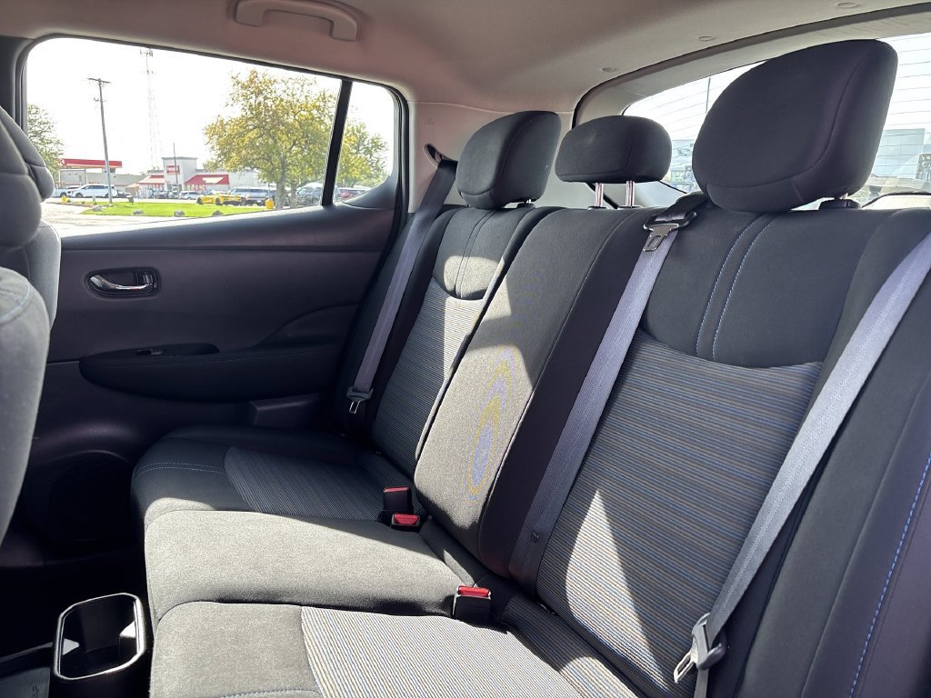 Certified 2024 Nissan Leaf SV Plus FWD image 17