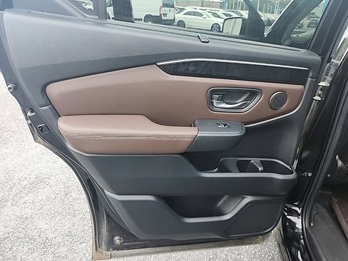 Used 2023 Honda Pilot Elite image 25