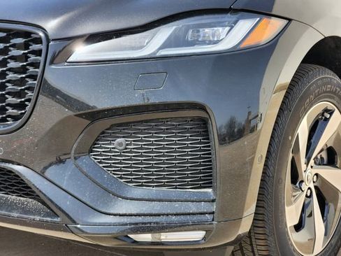 Used 2026 Jaguar F-PACE R-Dynamic S image 8