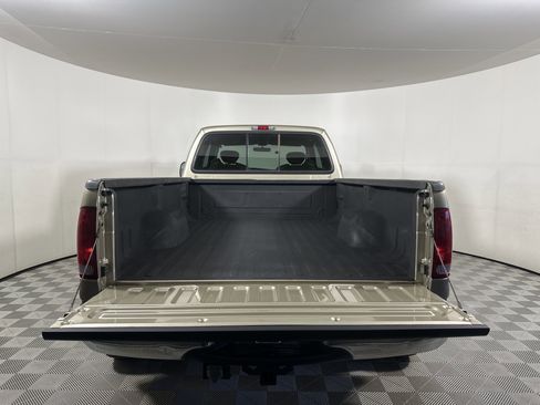 Used 2001 Ford F350 4x4 SuperCab DRW Super Duty image 20