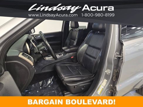 Used 2015 Jeep Grand Cherokee Limited AWD/4WD image 12