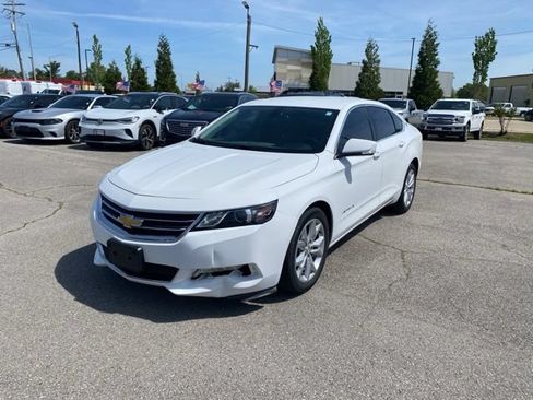 Used 2018 Chevrolet Impala LT w/ LT Convenience Package FWD image 2