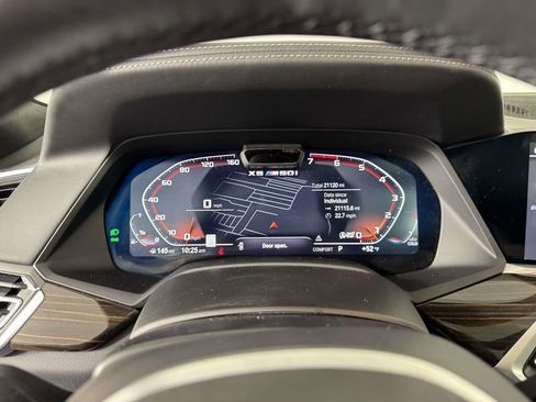 Used 2023 BMW X5 M50i w/ Executive Package image 3