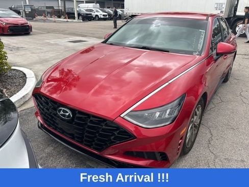 Used 2021 Hyundai Sonata SEL w/ Preferred Accessory Package FWD image 3