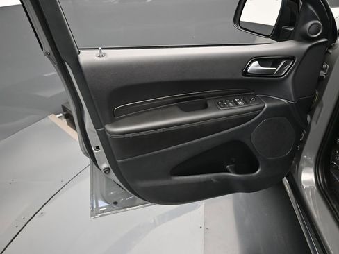 Used 2024 Dodge Durango SXT w/ 3rd Row Seating Group image 32