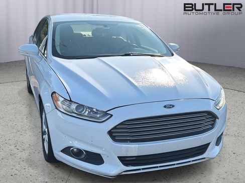 Used 2013 Ford Fusion SE FWD image 5