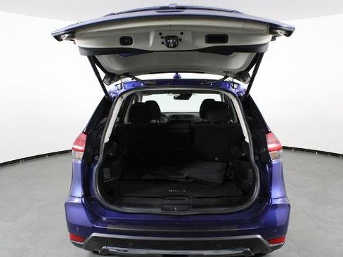 Certified 2020 Nissan Rogue SV AWD/4WD image 17