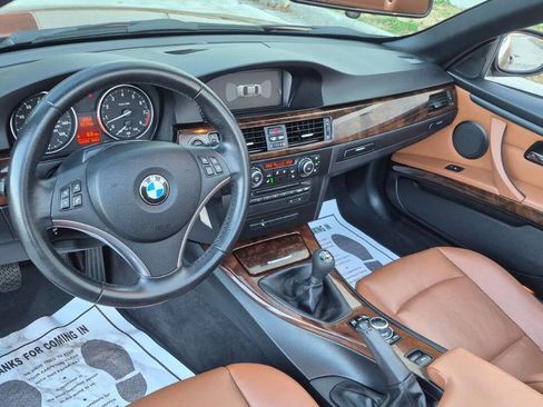 Used 2013 BMW 328i Convertible image 38