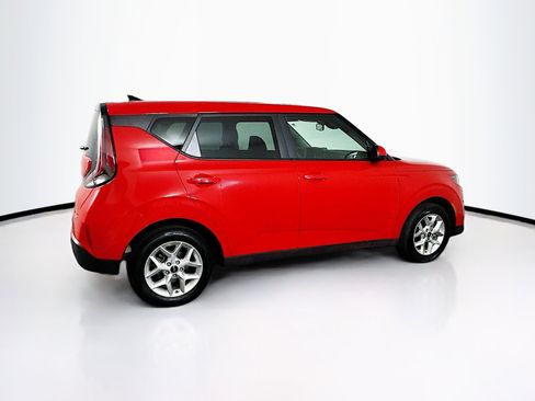 Used 2025 Kia Soul LX w/ LX Technology Package image 10