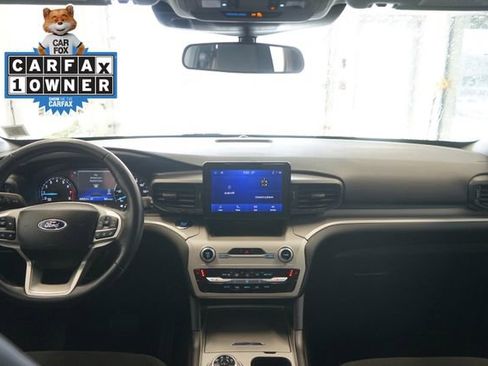Certified 2023 Ford Explorer XLT image 30