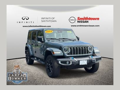 Used 2024 Jeep Wrangler Unlimited Sahara w/ Technology Group