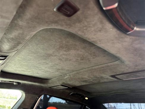 Used 2019 BMW ALPINA B7 xDrive w/ Luxury Rear Seating Package image 21