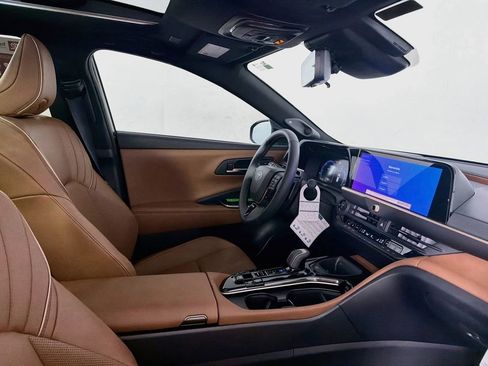 New 2026 Toyota Crown Signia AWD/4WD image 32