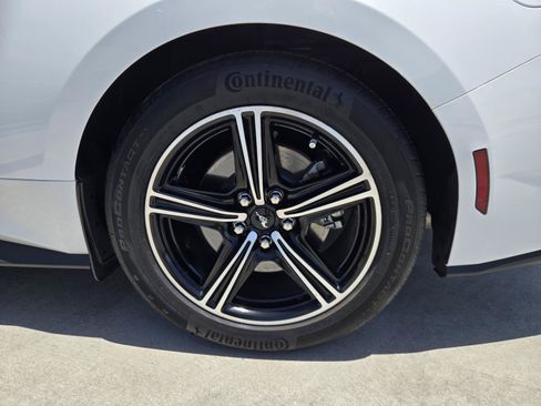 Used 2024 Ford Mustang Coupe RWD image 27
