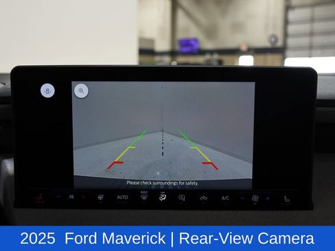 Used 2025 Ford Maverick XLT w/ XLT Luxury Package image 17