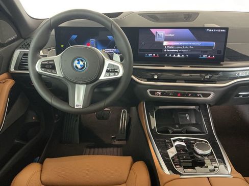 New 2026 BMW X5 xDrive50e w/ M Sport Package AWD/4WD image 13